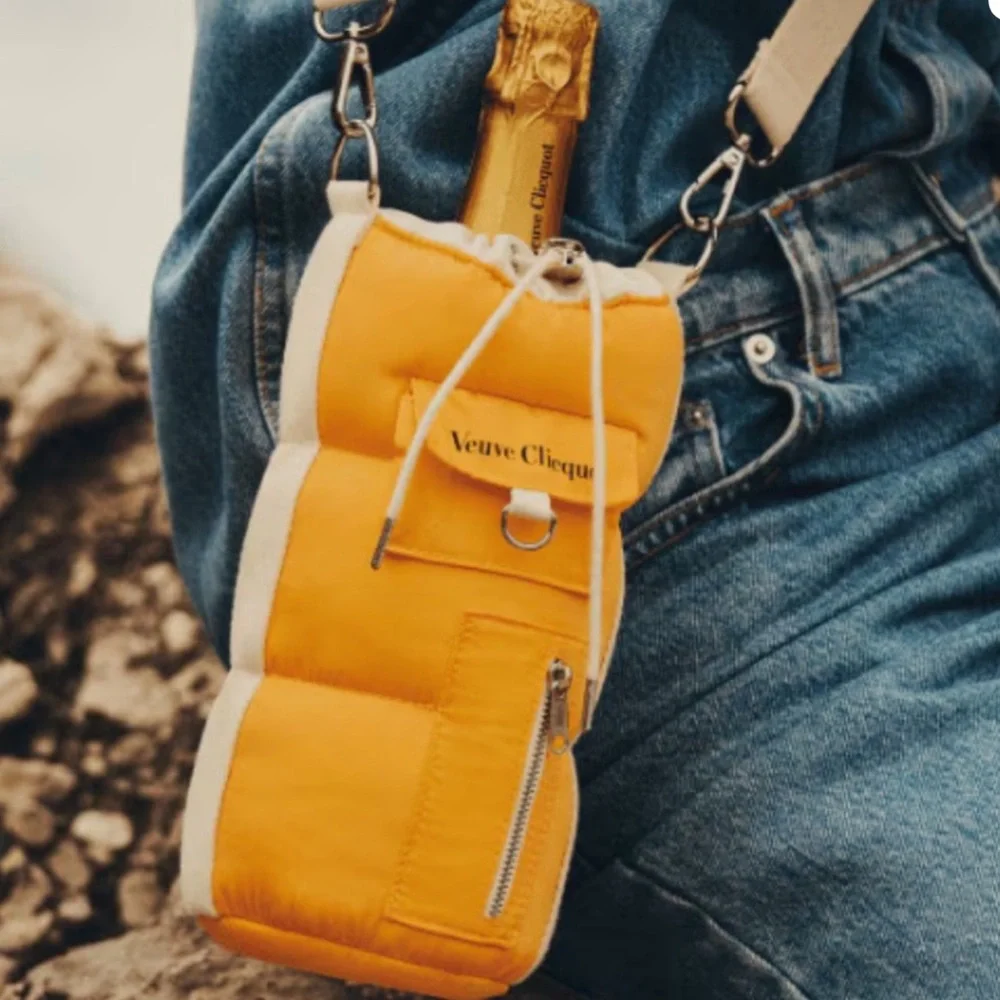 NWT authentic Veuve Clicquot Puffy Bottle Holder - Picture 8 of 8